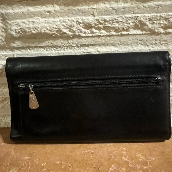 Bosca Italian leather snap wallet clutch sleek and beautiful - Picture 3 of 11